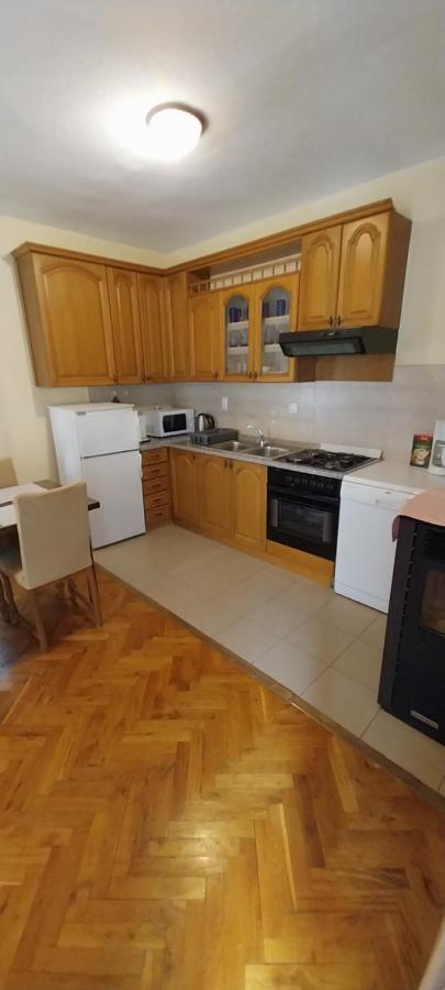 Kuca Za Odmor Varos Villa Vrlika Kültér fotó